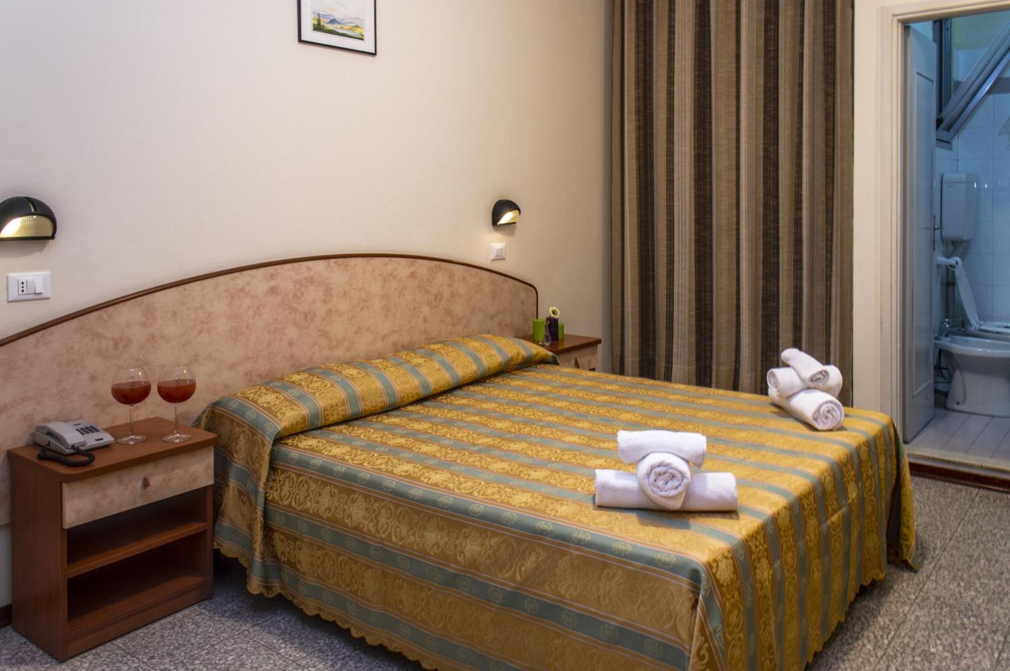 Hotel Orizzonti Ρίμινι Εξωτερικό φωτογραφία