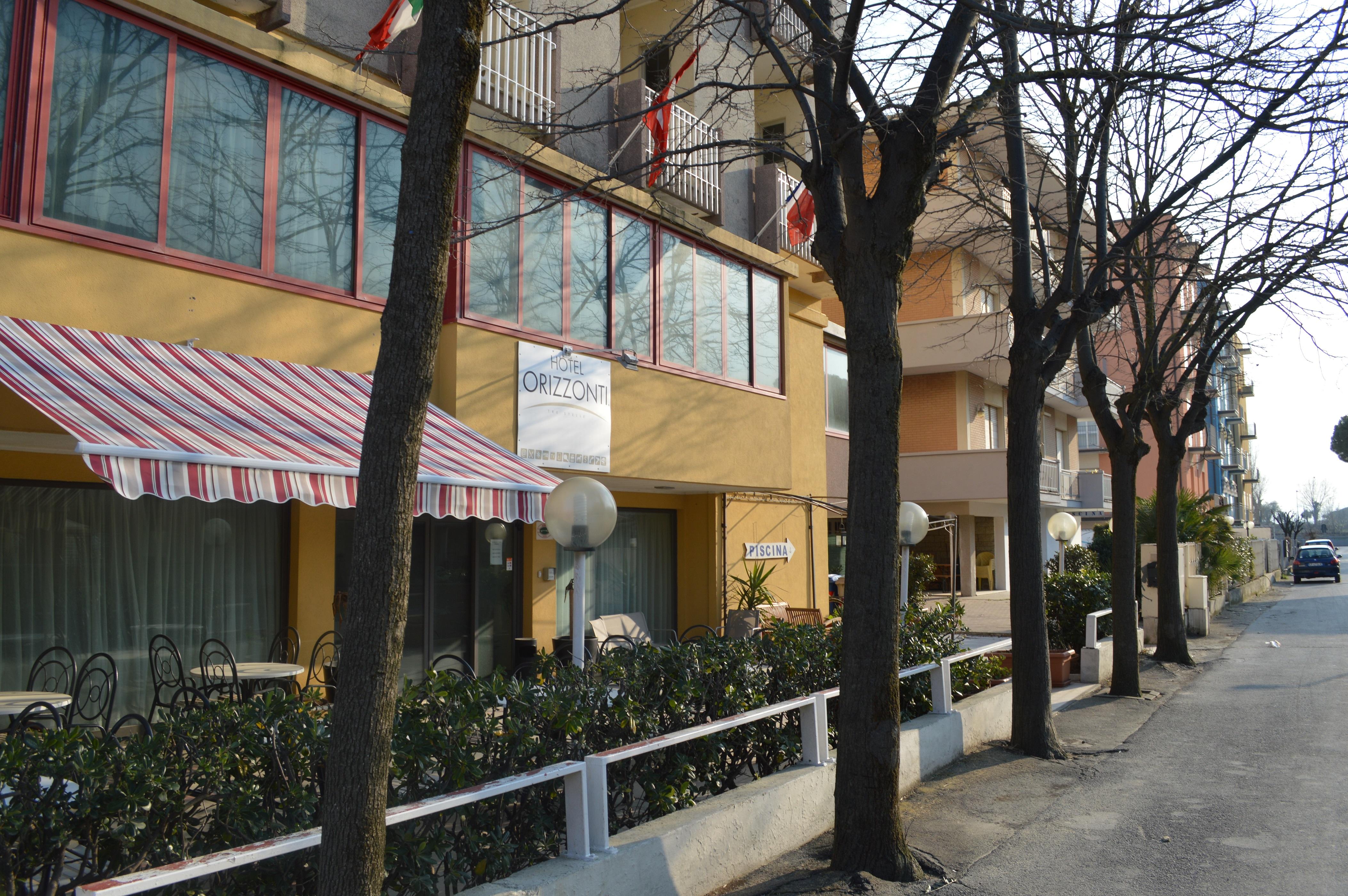 Hotel Orizzonti Ρίμινι Εξωτερικό φωτογραφία