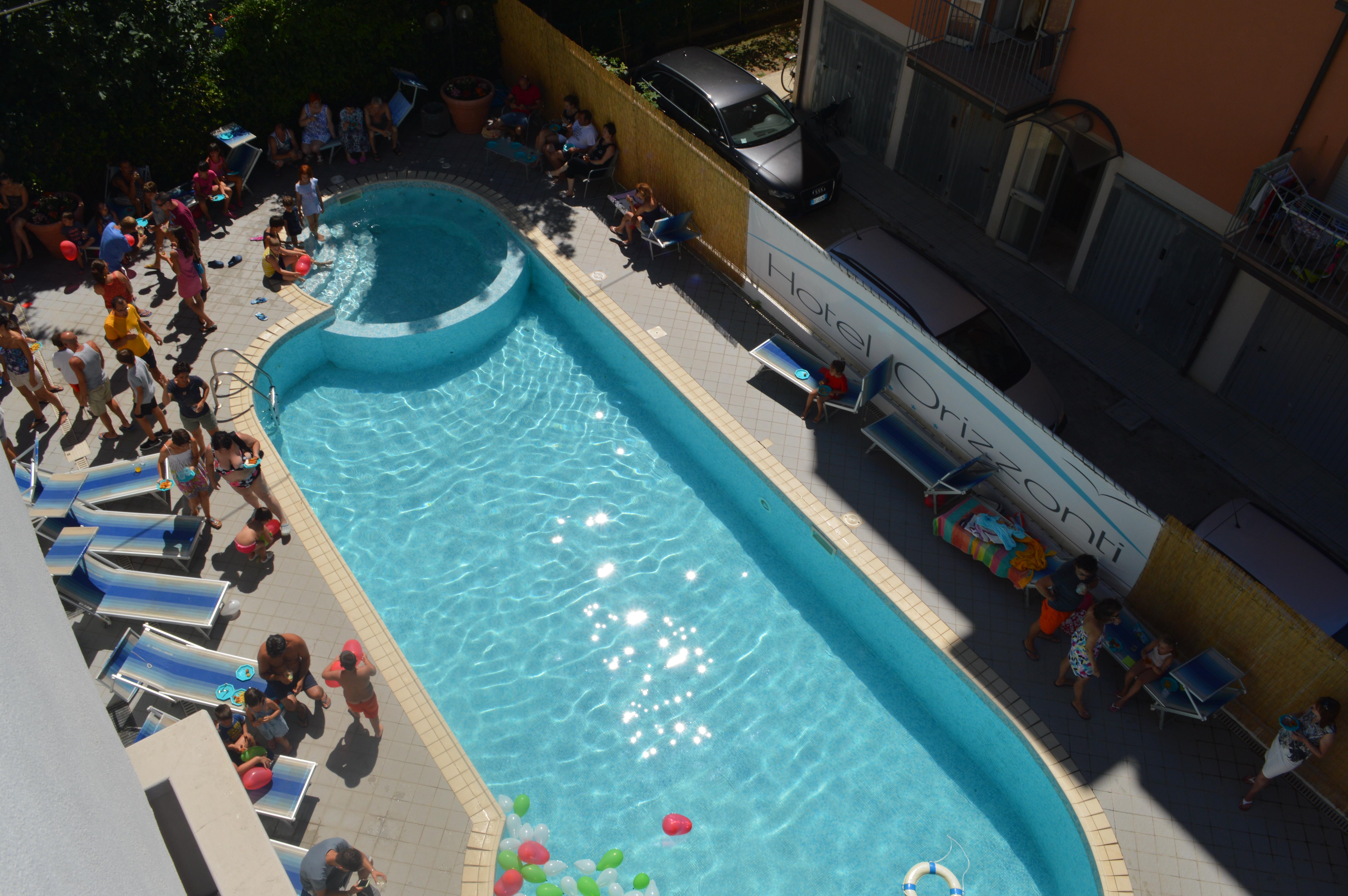 Hotel Orizzonti Ρίμινι Εξωτερικό φωτογραφία